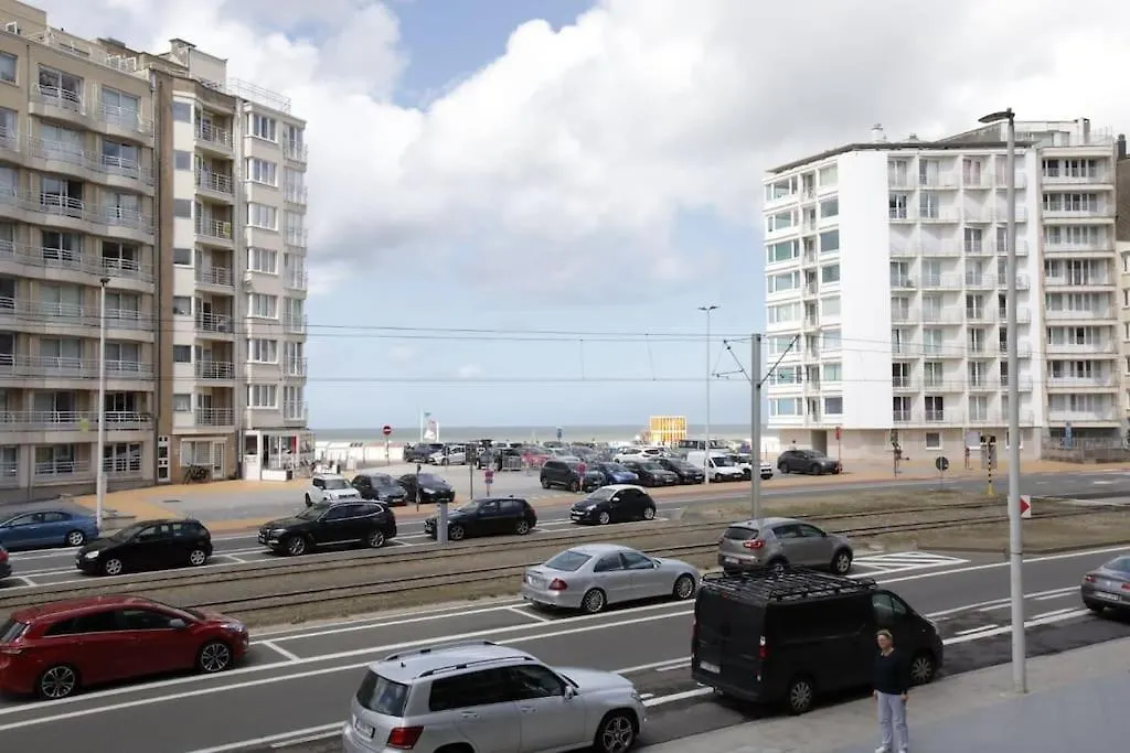 Stunning Sea View Apartment In Ostend